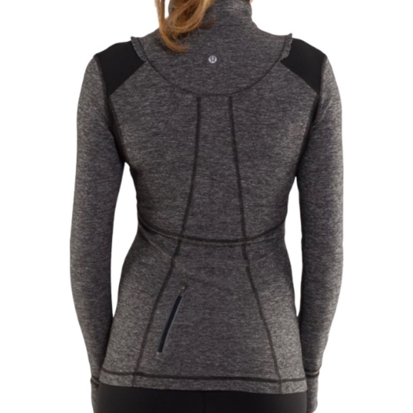 LULULEMON Run Your Heart Out Pullover 1/2 Zip Size 8 Heathered Black - Picture 2 of 16
